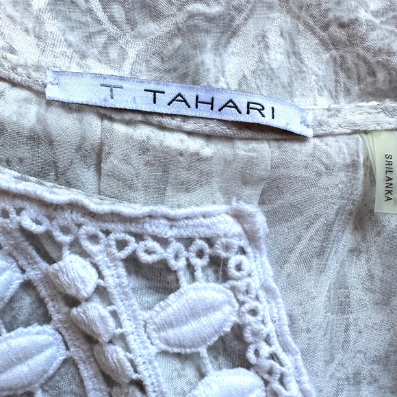 Tahari blouse - Picture 8 of 10